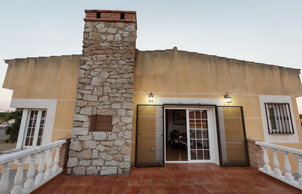 Casa Rural La Piedra De Juana Malpartida de Cáceres Exteriör bild